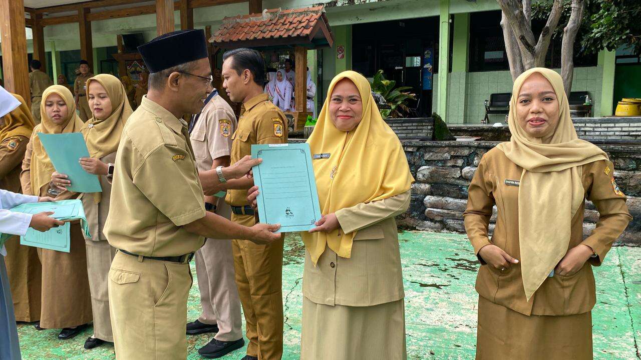 BACK TO SCHOOL SMA NEGERI 1 MOJOGEDANG